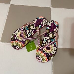 NWT Vera Bradley Plum Crazy women’s large (9-10) flip flops